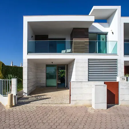 Pires - Vip By Interhome Vila